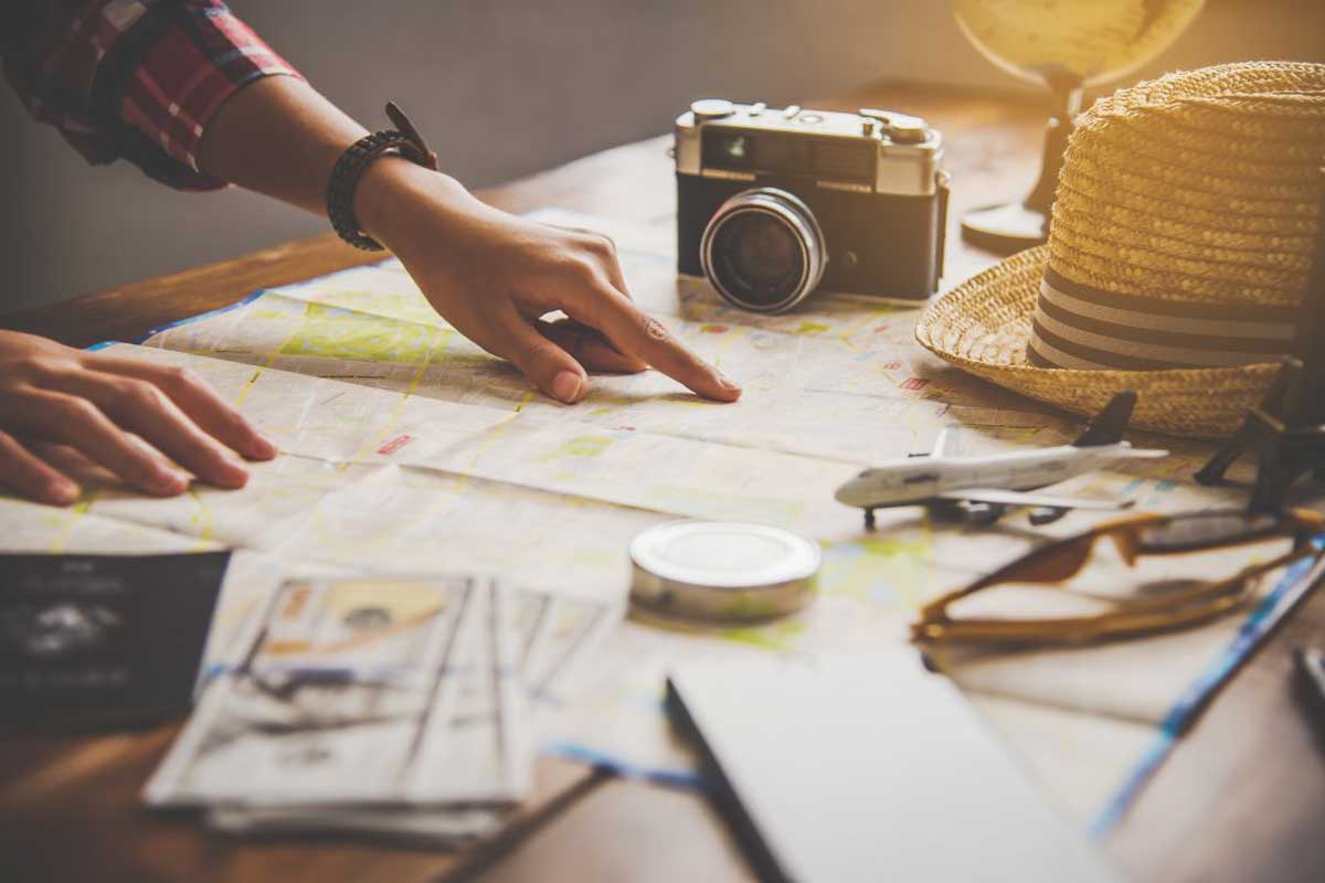 Sticking to Your Food Goals While Traveling with the Family