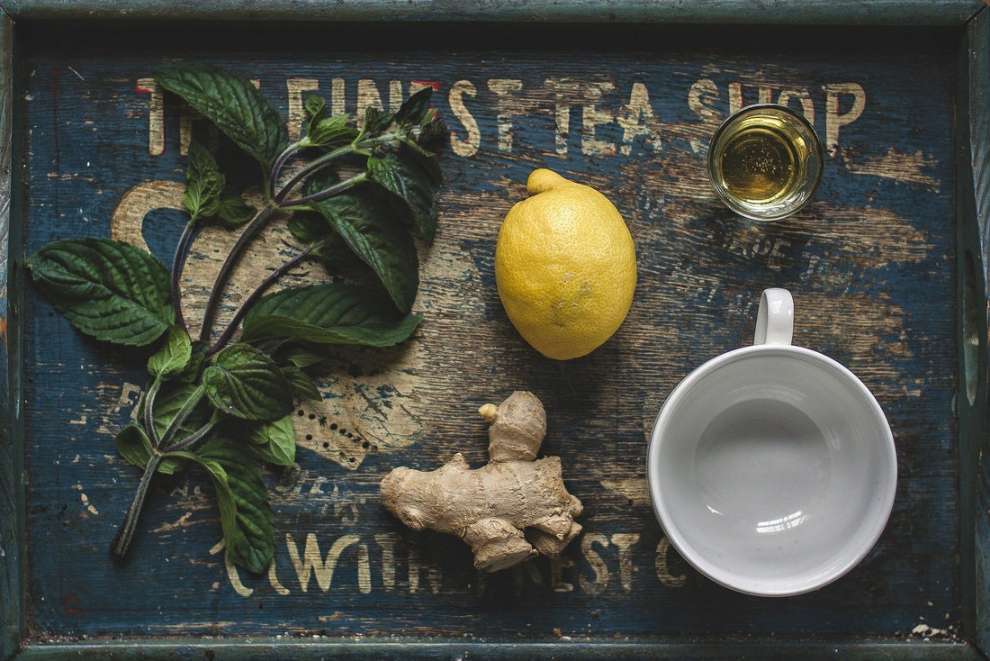Green Tea With Lemon And Honey In Empty Stomach